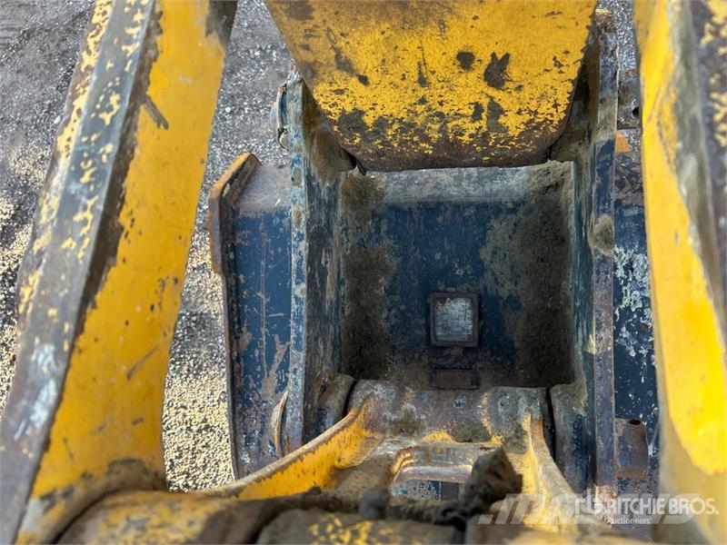 Kobelco SK140SRLC-3 Tracked Excavator Roomikekskavaatorid