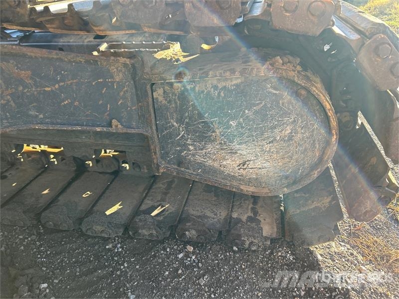Kobelco SK140SRLC-5 Crawler excavators
