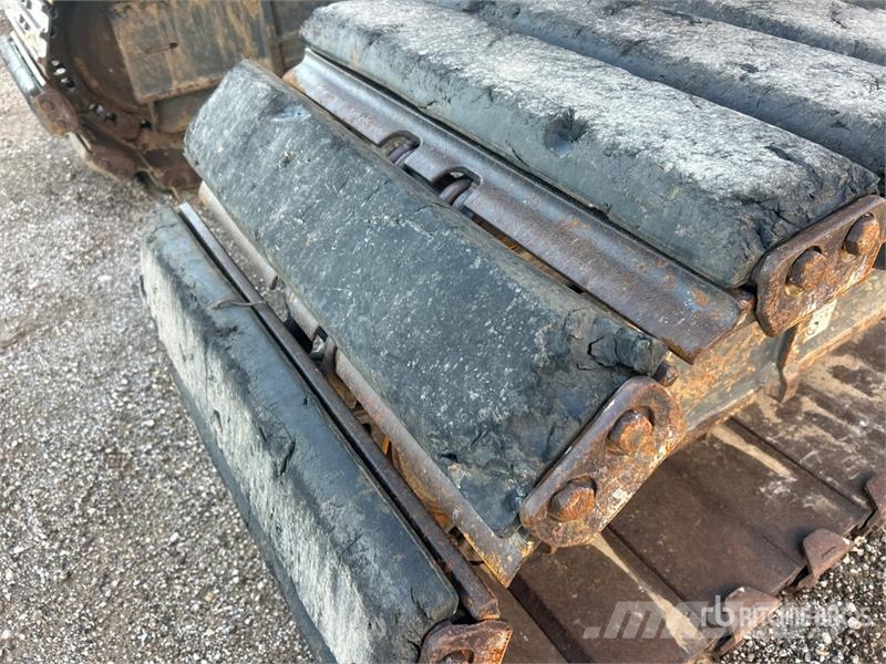 Kobelco SK140SRLC-5 Crawler excavators