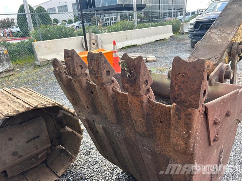 Kobelco SK210LC Bagri goseničarji