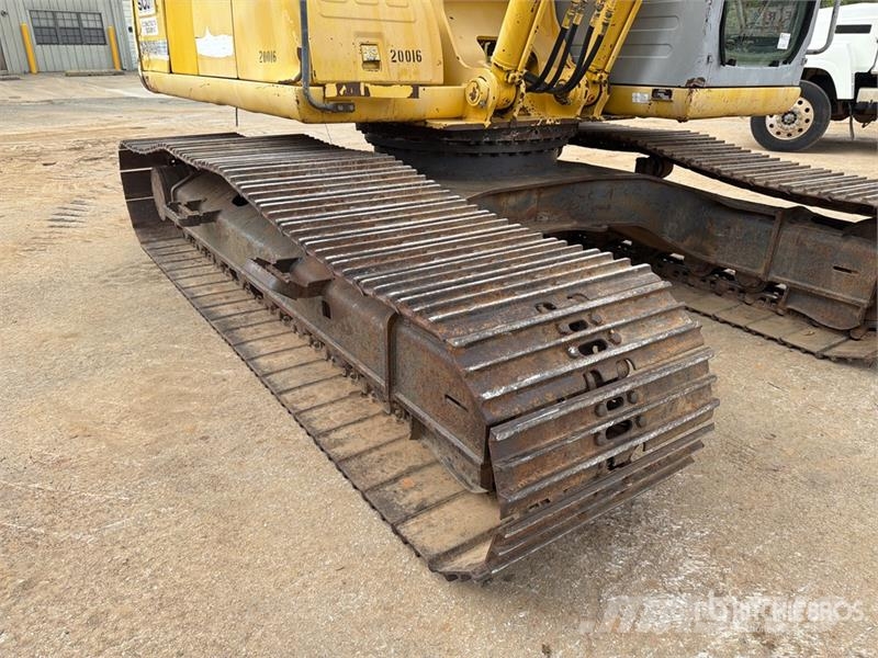 Kobelco SK210LC Pásové rýpadlá
