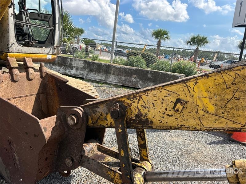 Kobelco SK210LC Bagri goseničarji