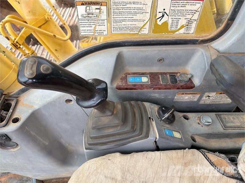 Kobelco SK210LC Pásové rýpadlá