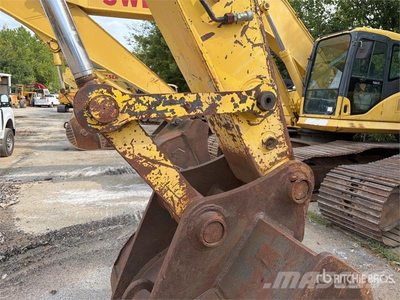 Kobelco SK210LC Pásové rýpadlá
