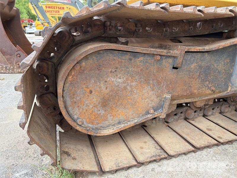 Kobelco SK210LC Pásové rýpadlá