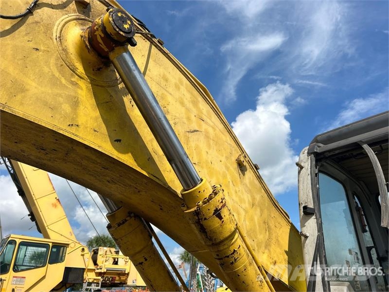 Kobelco SK210LC Bagri goseničarji