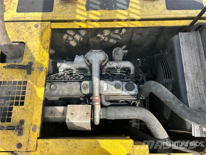 Kobelco SK210LC Bagri goseničarji