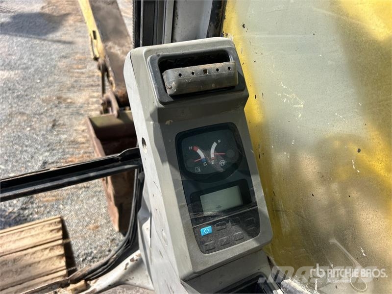 Kobelco SK210LC Bagri goseničarji