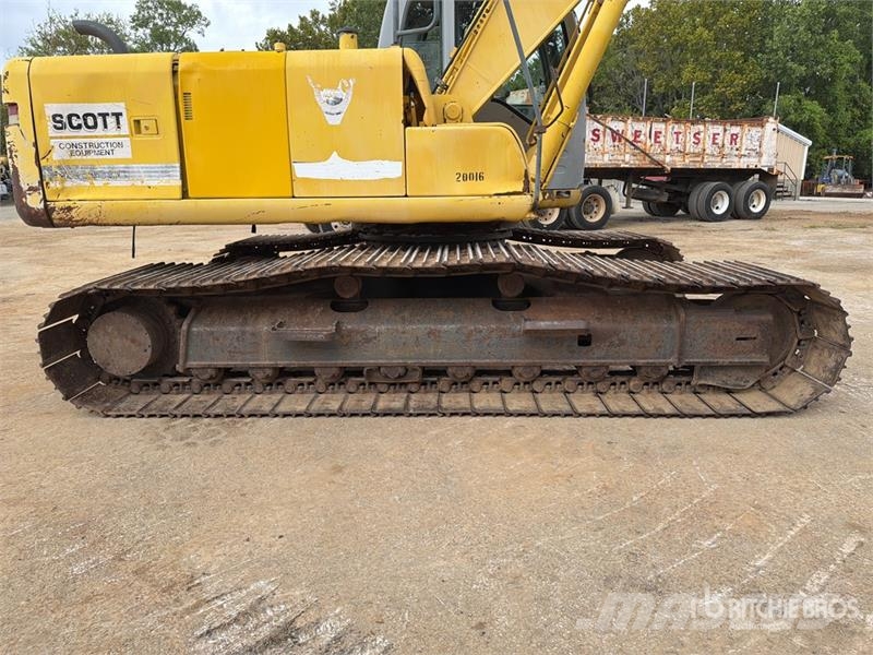 Kobelco SK210LC Pásové rýpadlá