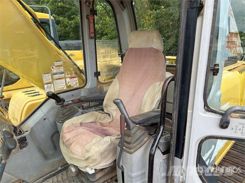 Kobelco SK210LC Pásové rýpadlá