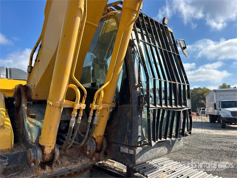 Kobelco SK210LC-10 Tracked Excavator Bagri goseničarji