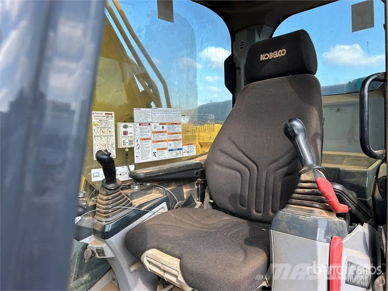 Kobelco SK210LC-10 Tracked Excavator Bagri goseničarji