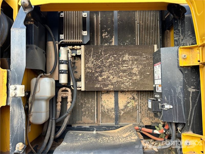 Kobelco SK210LC-10 Tracked Excavator Bagri goseničarji