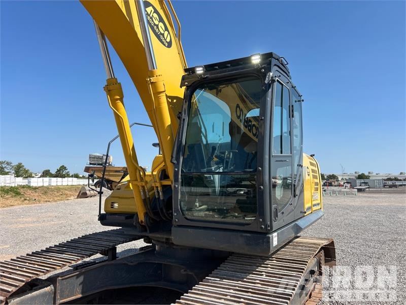 Kobelco SK210LC-11 Tracked Excavator 履帶式 挖土機/掘鑿機/挖掘機