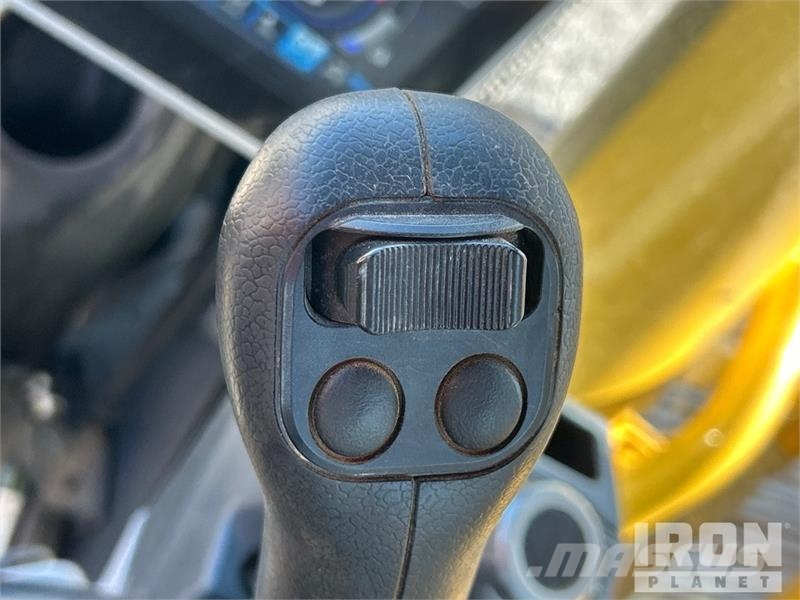 Kobelco SK210LC-11 Tracked Excavator 履帶式 挖土機/掘鑿機/挖掘機