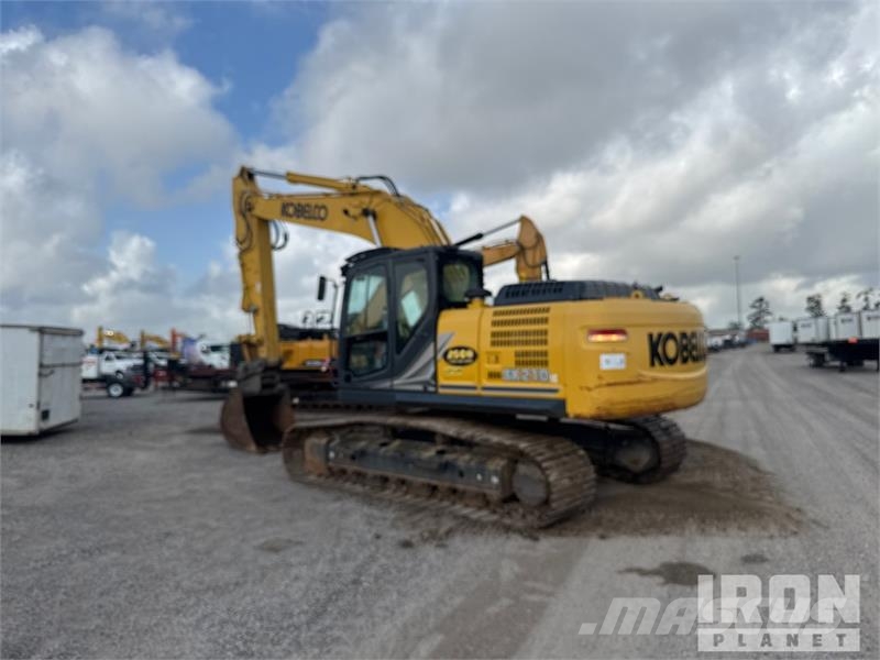 Kobelco SK210LC-11 Tracked Excavator 履帶式 挖土機/掘鑿機/挖掘機