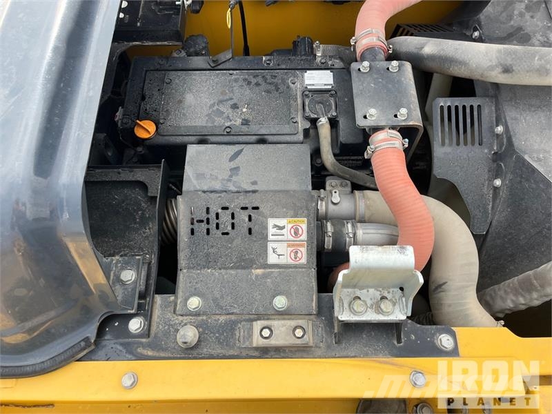 Kobelco SK210LC-11 Tracked Excavator Kāpurķēžu ekskavatori