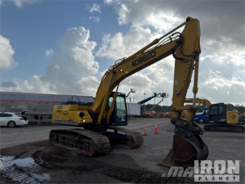 Kobelco SK210LC-11 Tracked Excavator 履帶式 挖土機/掘鑿機/挖掘機