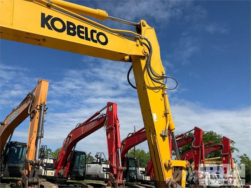 Kobelco SK210LC-11 Tracked Excavator 履帶式 挖土機/掘鑿機/挖掘機