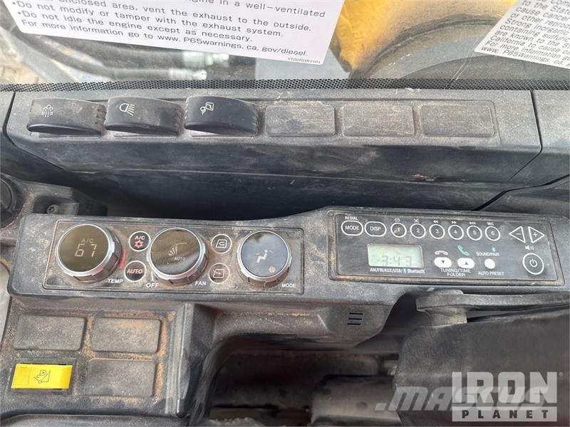 Kobelco SK210LC-11 Tracked Excavator 履帶式 挖土機/掘鑿機/挖掘機