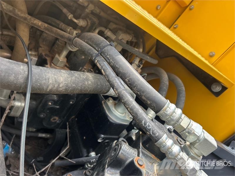 Kobelco SK210LC-11 Tracked Excavator 履帶式 挖土機/掘鑿機/挖掘機