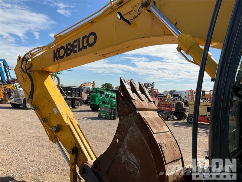 Kobelco SK210LC-11 Tracked Excavator 履帶式 挖土機/掘鑿機/挖掘機