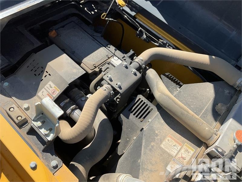 Kobelco SK210LC-11 Tracked Excavator 履帶式 挖土機/掘鑿機/挖掘機