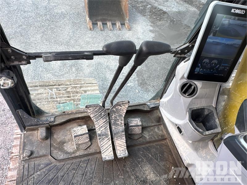 Kobelco SK210LC-11 Tracked Excavator 履帶式 挖土機/掘鑿機/挖掘機