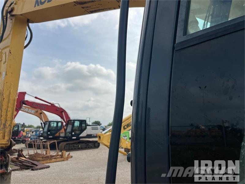 Kobelco SK210LC-11 Tracked Excavator Kāpurķēžu ekskavatori