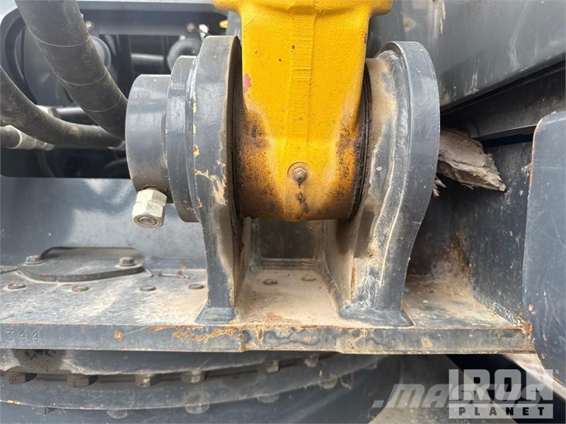 Kobelco SK210LC-11 Tracked Excavator 履帶式 挖土機/掘鑿機/挖掘機