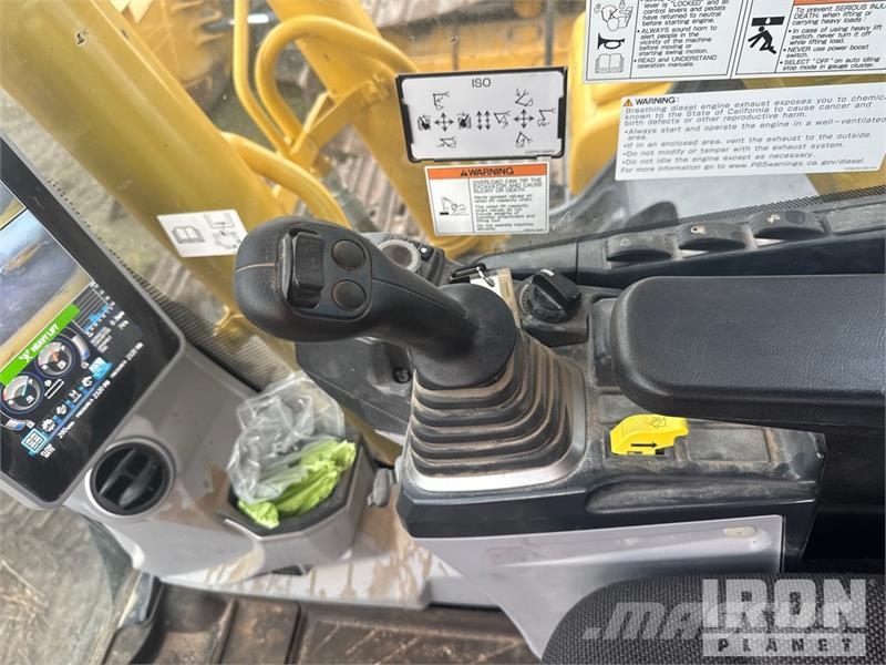 Kobelco SK210LC-11 Tracked Excavator 履帶式 挖土機/掘鑿機/挖掘機