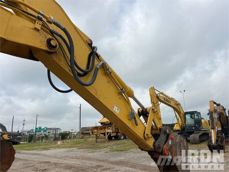 Kobelco SK210LC-11 Tracked Excavator Kāpurķēžu ekskavatori