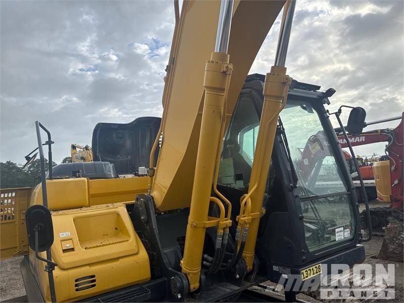 Kobelco SK210LC-11 Tracked Excavator 履帶式 挖土機/掘鑿機/挖掘機
