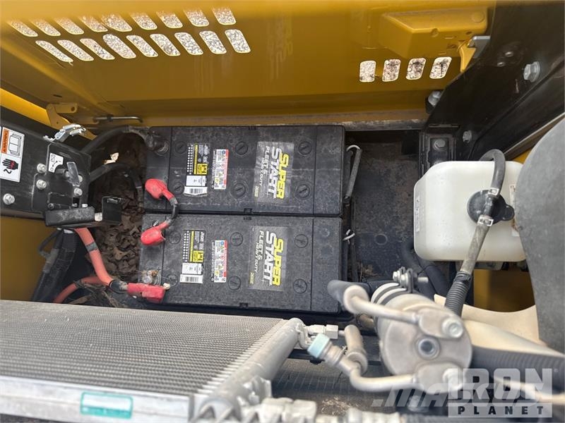 Kobelco SK210LC-11 Tracked Excavator 履帶式 挖土機/掘鑿機/挖掘機
