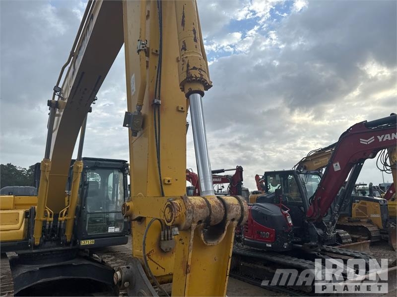 Kobelco SK210LC-11 Tracked Excavator 履帶式 挖土機/掘鑿機/挖掘機