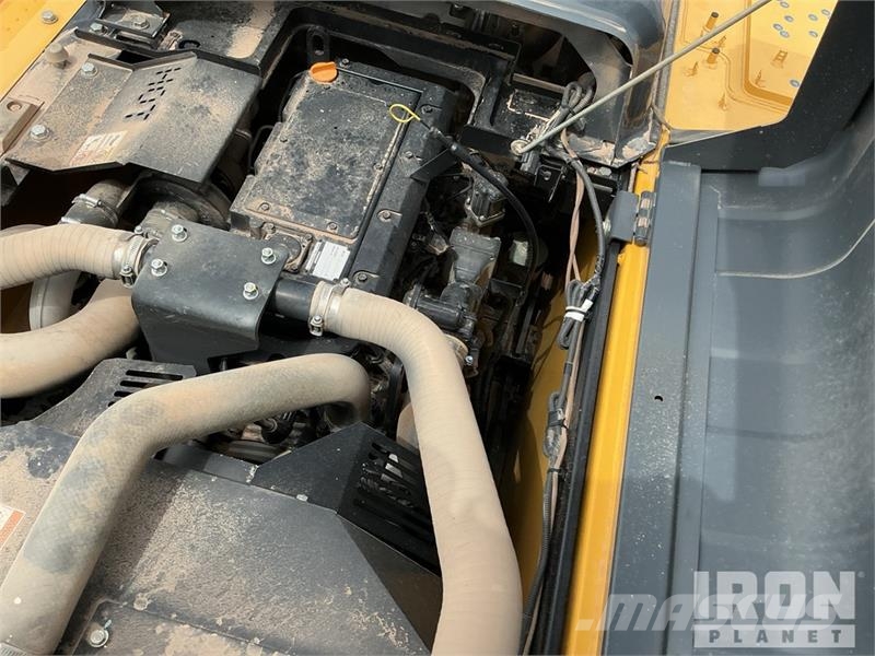 Kobelco SK210LC-11 Tracked Excavator 履帶式 挖土機/掘鑿機/挖掘機