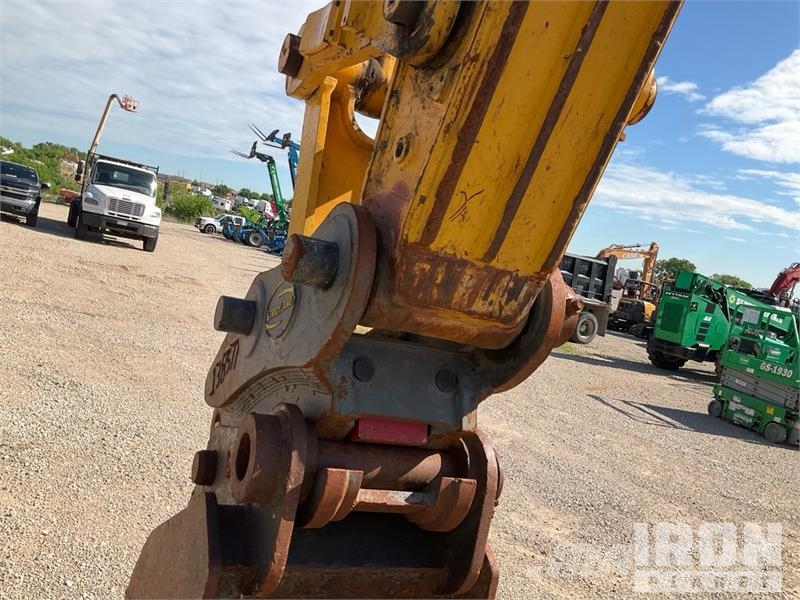 Kobelco SK210LC-11 Tracked Excavator 履帶式 挖土機/掘鑿機/挖掘機