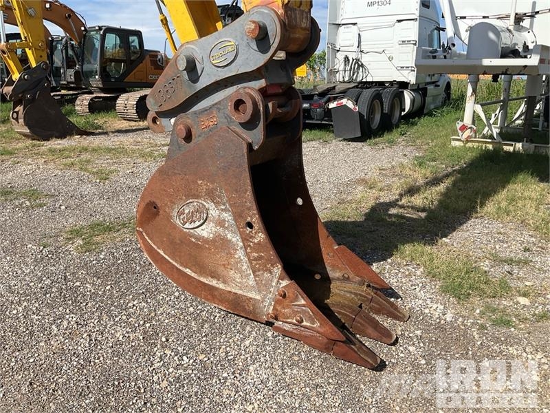 Kobelco SK210LC-11 Tracked Excavator 履帶式 挖土機/掘鑿機/挖掘機