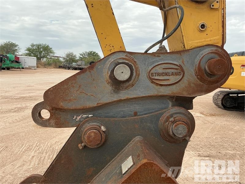 Kobelco SK210LC-11 Tracked Excavator 履帶式 挖土機/掘鑿機/挖掘機