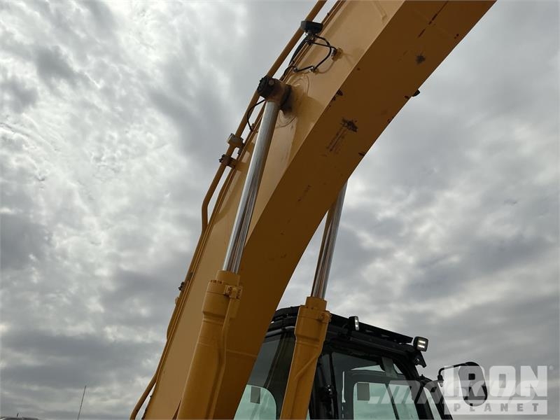Kobelco SK210LC-11 Tracked Excavator 履帶式 挖土機/掘鑿機/挖掘機