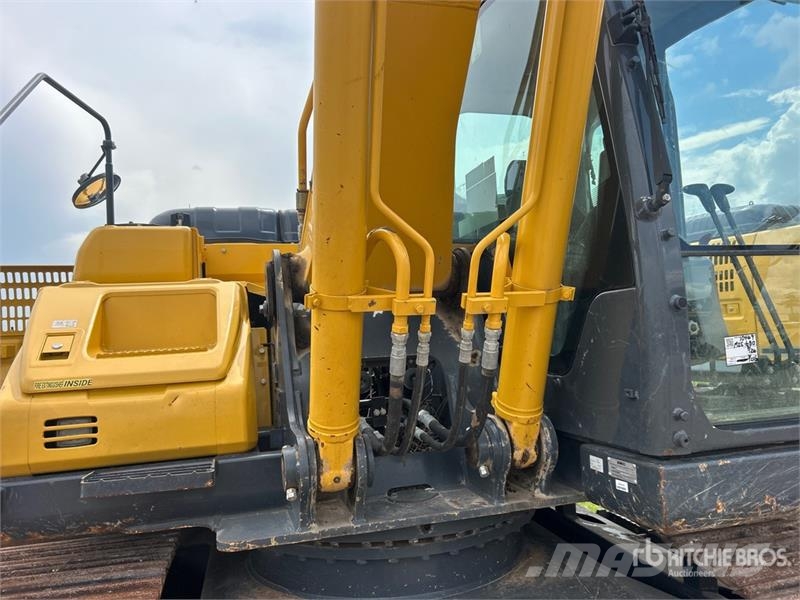 Kobelco SK210LC-11 Tracked Excavator 履帶式 挖土機/掘鑿機/挖掘機
