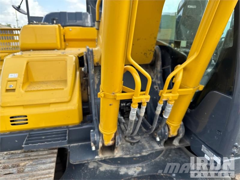 Kobelco SK210LC-11 Tracked Excavator 履帶式 挖土機/掘鑿機/挖掘機
