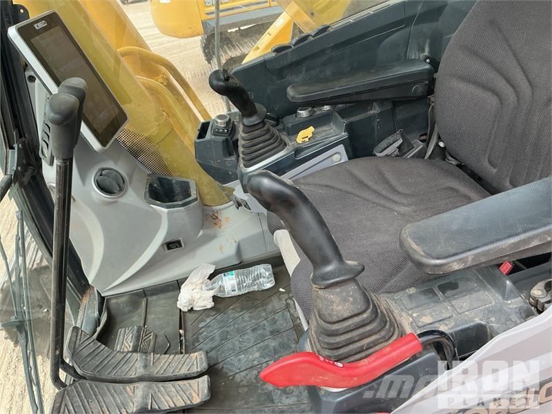 Kobelco SK210LC-11 Tracked Excavator 履帶式 挖土機/掘鑿機/挖掘機