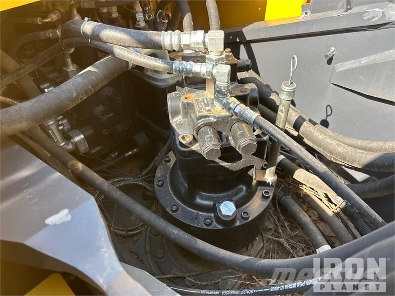 Kobelco SK210LC-11 Tracked Excavator 履帶式 挖土機/掘鑿機/挖掘機