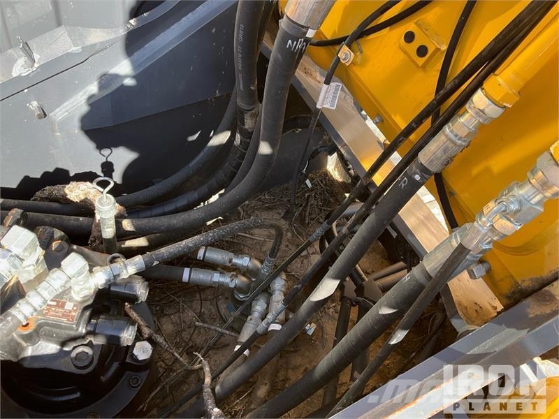 Kobelco SK210LC-11 Tracked Excavator 履帶式 挖土機/掘鑿機/挖掘機