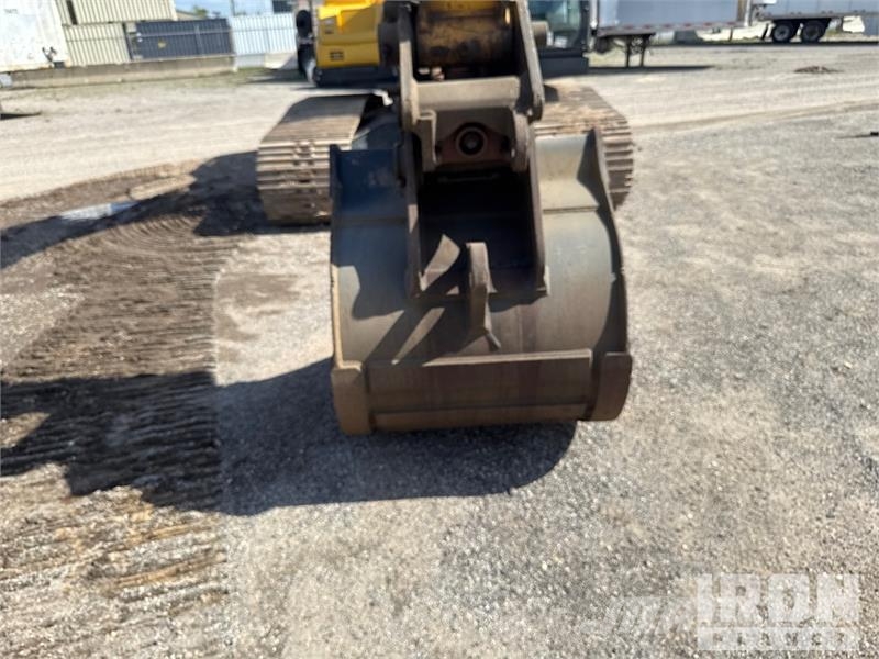 Kobelco SK210LC-11 Tracked Excavator 履帶式 挖土機/掘鑿機/挖掘機