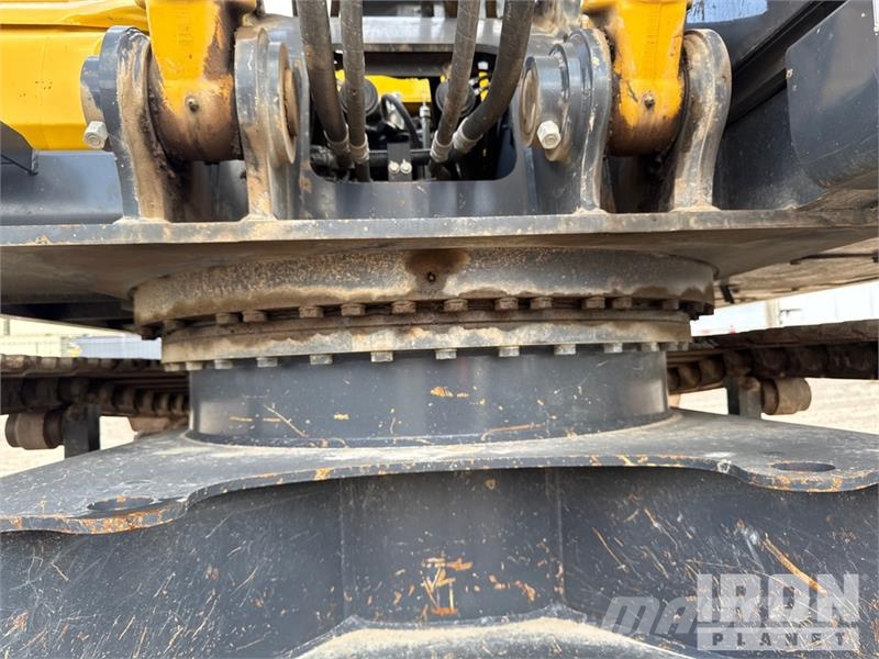 Kobelco SK210LC-11 Tracked Excavator 履帶式 挖土機/掘鑿機/挖掘機