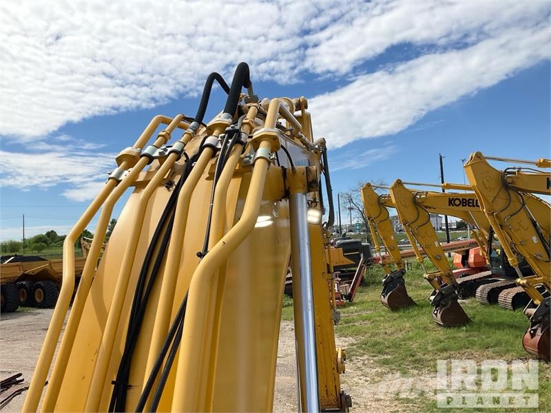 Kobelco SK210LC-11 Tracked Excavator 履帶式 挖土機/掘鑿機/挖掘機