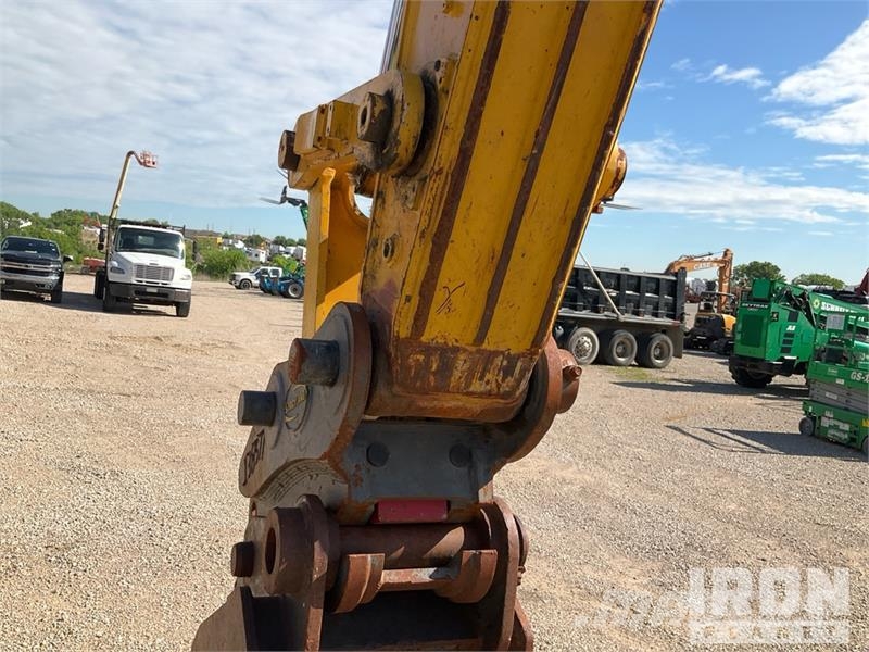 Kobelco SK210LC-11 Tracked Excavator 履帶式 挖土機/掘鑿機/挖掘機
