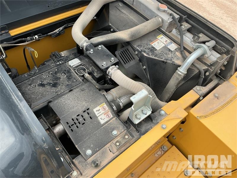 Kobelco SK210LC-11 Tracked Excavator 履帶式 挖土機/掘鑿機/挖掘機